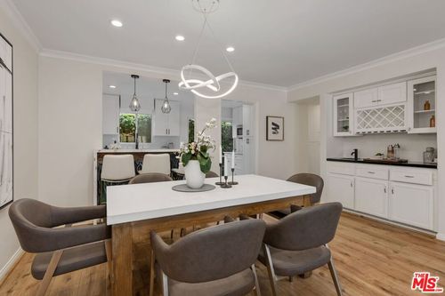 2-843 N Martel Ave, Los Angeles, CA, 90046-7559 | Card Image