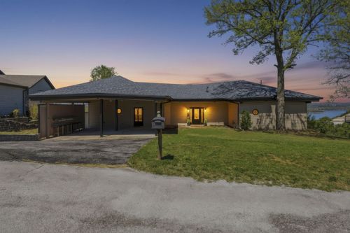 9387 State Highway 13, Kimberling City, MO, 65686-9490 | Card Image
