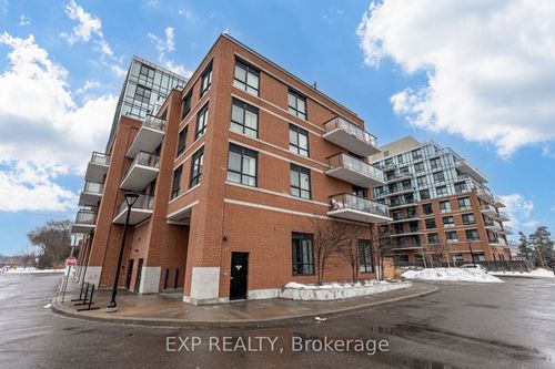 317-11611 Yonge St, Richmond Hill, ON, L4E1G2 | Card Image