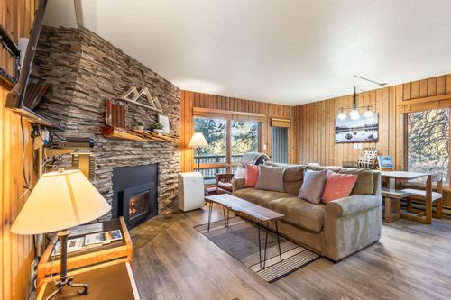 144-19717 Mount Bachelor Dr, Bend, OR, 97702-1901 | Card Image