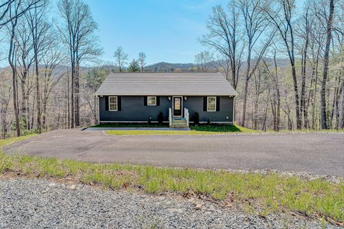 7175 Boones Trl, Boones Mill, VA, 24065-4407 | Card Image