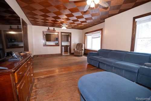 14529 Harold St, Taylor, MI, 48180-4461 | Card Image