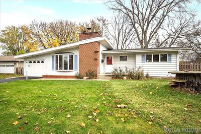 368 Republic Road, House other with 2 bedrooms, 1 bathrooms and 1 parking in Batavia IL | Image 1