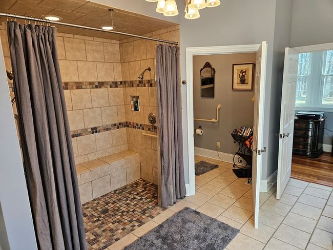 183 Hurricane Ridge Rd, House other with 4 bedrooms, 5 bathrooms and 3 parking in Meadows of Dan VA | Image 47