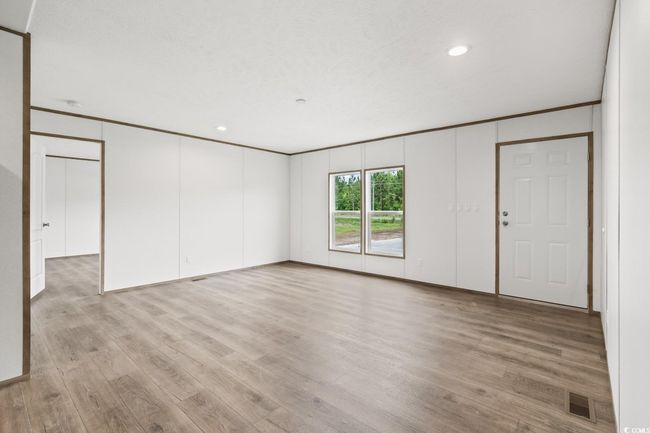 2902 S Highway 41 A, House other with 3 bedrooms, 2 bathrooms and 4 parking in Marion SC | Image 4