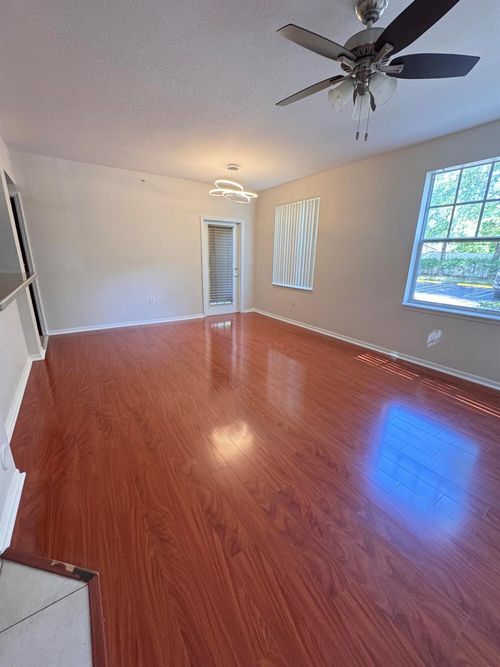 6906-6906 W Sample Rd, Coral Springs, FL, 33067-4284 | Card Image