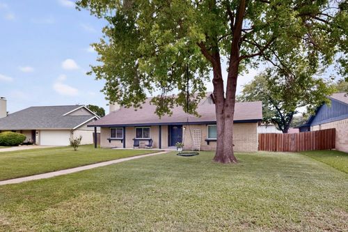 13 Grant Cir, Richardson, TX, 75081-2513 | Card Image