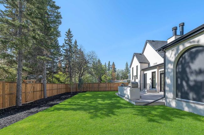 6918 Legare Dr Sw, House other with 4 bedrooms, 7 bathrooms and 3 parking in Calgary AB | Image 44