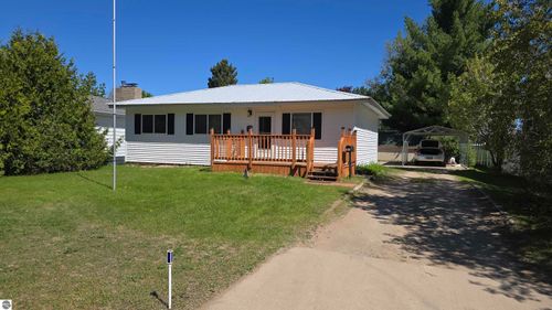 518 W Avenue C, Newberry, MI, 49868 | Card Image