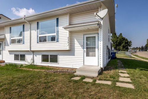 5302 36a Street, Innisfail, AB, T4G1G6 | Card Image