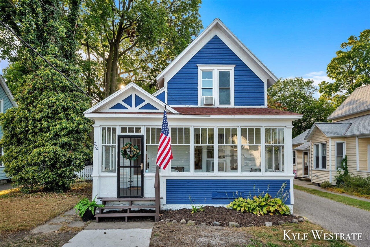 Van Raalte Ave, Holland, MI 49423