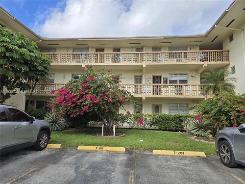 apt-210-16801 Ne 13th Ave, Miami, FL, 33162-2762 | Card Image