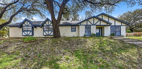 1717 Austrian Rd, Grand Prairie, TX, 75050-7048 | Card Image