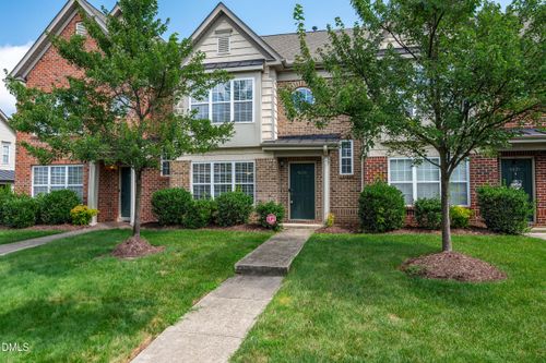 9819 Castain Dr, Raleigh, NC, 27617-4274 | Card Image