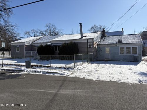 54 Manning Pl, Keansburg, NJ, 07734-1426 | Card Image