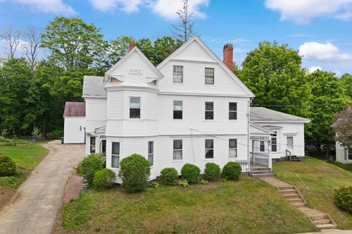 61-59-61 Belknap St, Dover, NH, 03820-3623 | Card Image