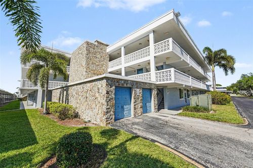 232-4715 Bay St Ne, ST PETERSBURG, FL, 33703-4024 | Card Image