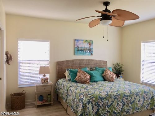 3001-3017 Driftwood Way, NAPLES, FL, 34109-8981 | Card Image