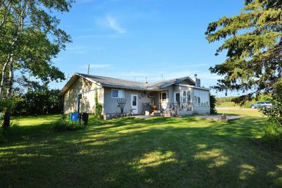 35180 Highway 21, House detached with 3 bedrooms, 1 bathrooms and null parking in Red Deer County AB | Image 2