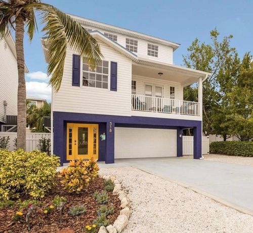 318 64th St, Holmes Beach, FL, 34217-1514 | Card Image