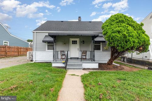 7 Terrace Rd, ESSEX, MD, 21221-7044 | Card Image
