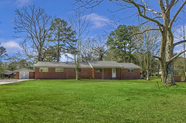 347 Texas State Highway 63 W, House other with 3 bedrooms, 2 bathrooms and null parking in Jasper TX | Image 21