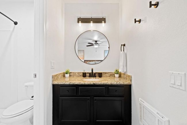 UNIT-215 - 3454 Castle Glen Dr, Condo with 3 bedrooms, 2 bathrooms and 1 parking in San Diego CA | Image 20