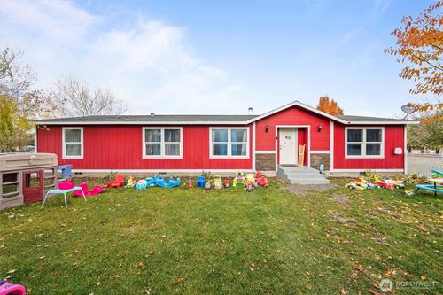 20262 Road B.5 Ne, Soap Lake, WA, 98851-9783 | Card Image