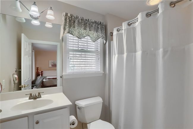 509 Sword Dance Pl, House other with 4 bedrooms, 5 bathrooms and 3 parking in Cranberry Twp PA | Image 37