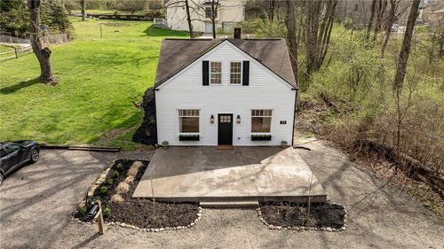 4978 S Pioneer Rd, Gibsonia, PA, 15044-8461 | Card Image