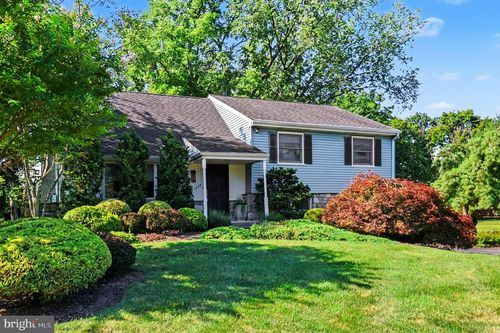 1229 Hoffman Rd, Ambler, PA, 19002-5017 | Card Image
