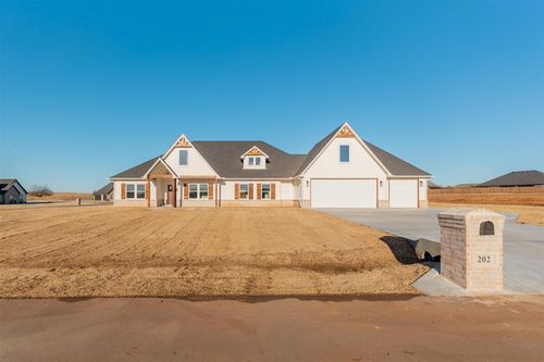 202 Stonebriar Court, Stillwater, OK, 74074-0000 | Card Image