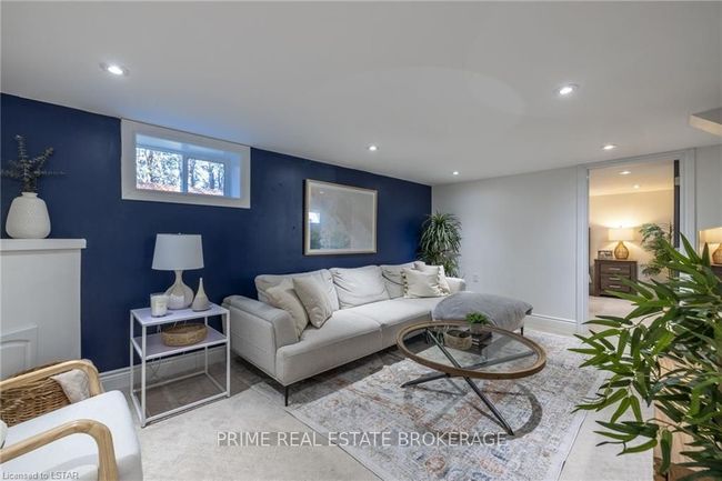432 Forest Lawn Ave, House other with 3 bedrooms, 0 bathrooms and 5 parking in London ON | Image 35