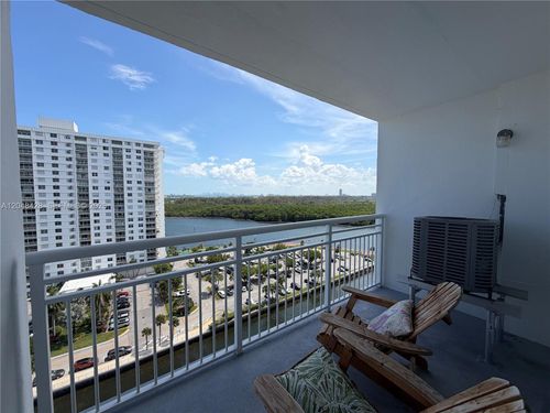 1522-400 Kings Point Dr, Sunny Isles Beach, FL, 33160-4739 | Card Image