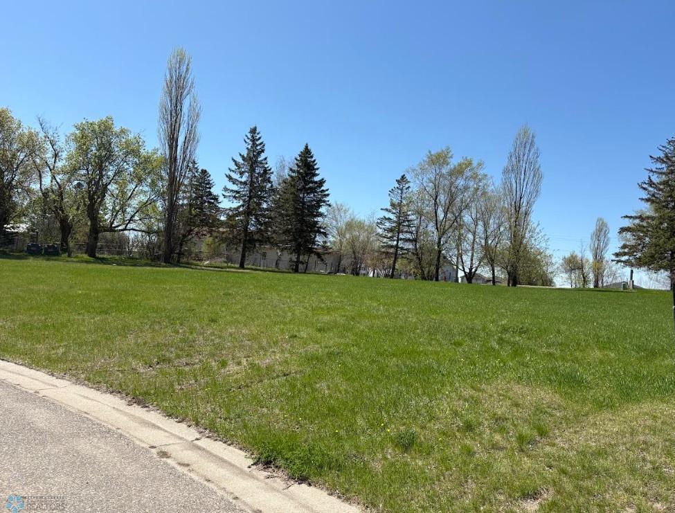Land in Frazee