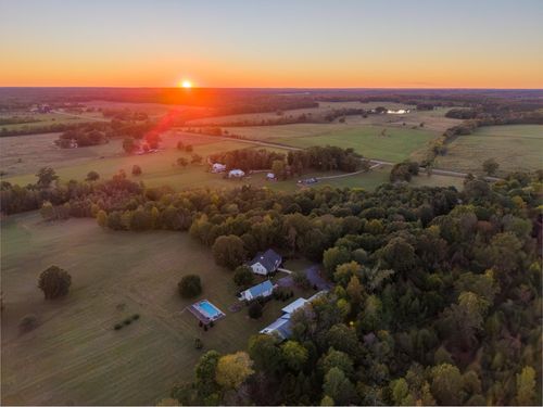 235 Glades Rd, Eatonton, GA, 31024-6228 | Card Image