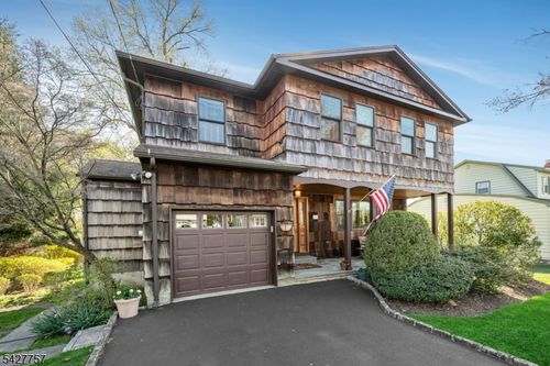 10 Woodmere Rd, West Caldwell, NJ, 07006-7413 | Card Image
