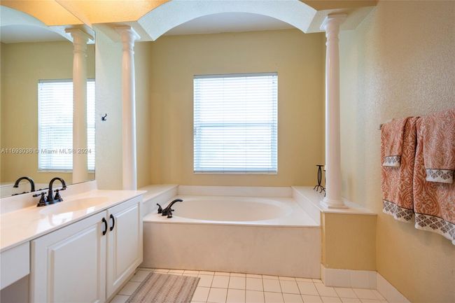 1850 Nw 72 Nd Way, House other with 4 bedrooms, 2 bathrooms and null parking in Pembroke Pines FL | Image 24