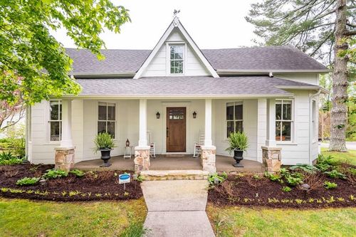 12 Moffat St, Monteagle, TN, 37356-3040 | Card Image