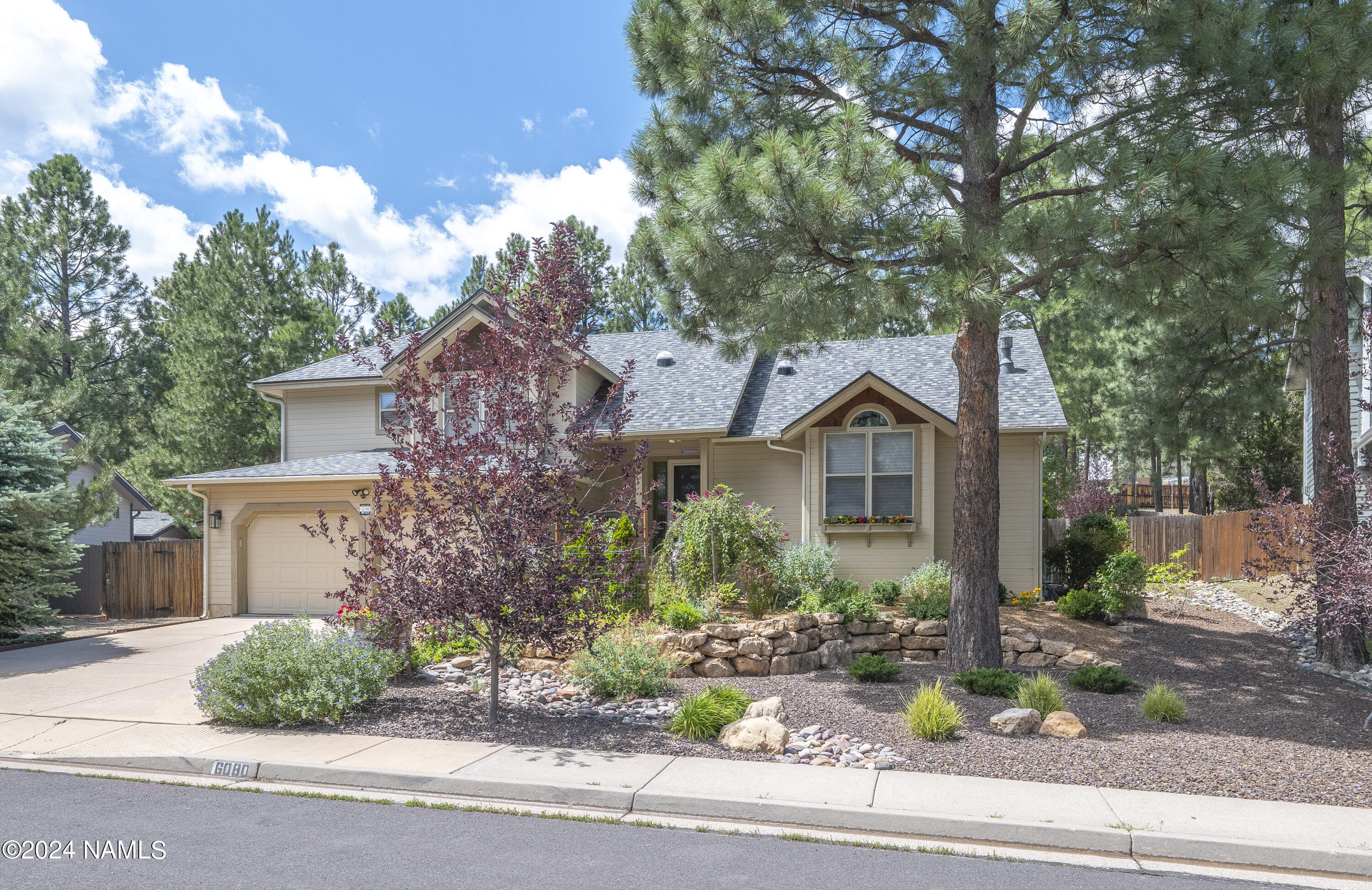 Abineau Canyon Dr, Flagstaff, AZ 86004