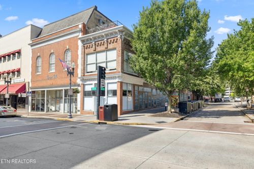 11-304 Wall Ave, Knoxville, TN, 37902-1406 | Card Image