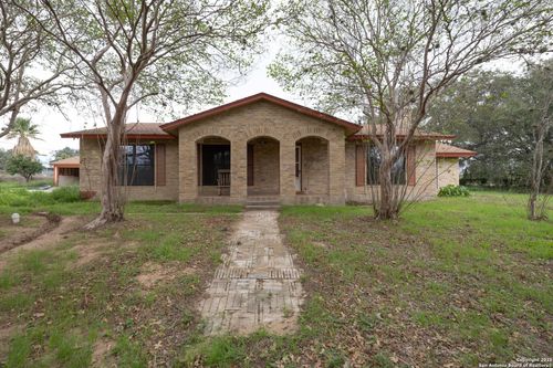 155 Englehart Rd, San Antonio, TX, 78264-3702 | Card Image