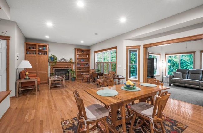 Open Floor Plan | Image 6
