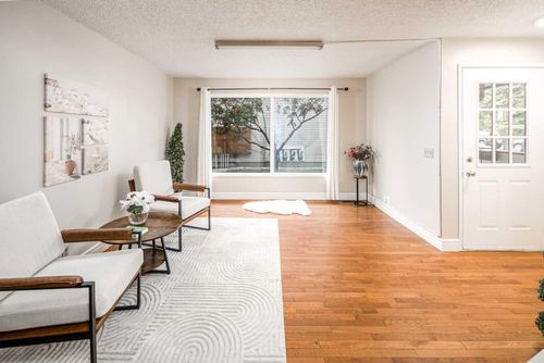 42-380 Bermuda Dr Nw, Calgary, AB, T3K2B2 | Card Image