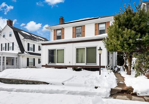 72 Hilltop Ave, Providence, RI, 02908-2811 | Card Image