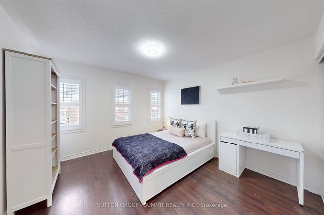 1558 Clitherow St, House other with 4 bedrooms, 3 bathrooms and 1 parking in Milton ON | Image 27