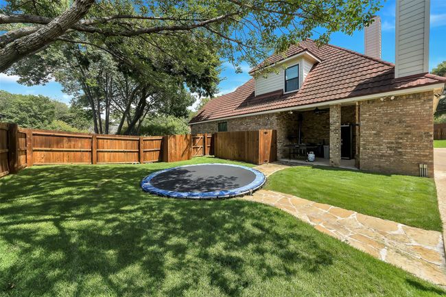8917 Crest Wood Dr, House other with 4 bedrooms, 4 bathrooms and null parking in Fort Worth TX | Image 26