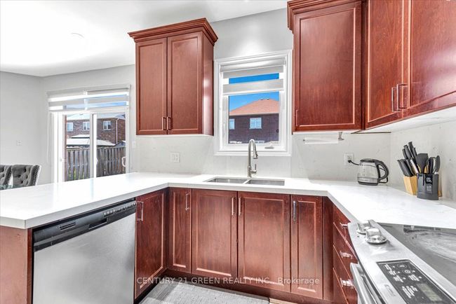 7 Accent Cir, House other with 6 bedrooms, 5 bathrooms and 4 parking in Brampton ON | Image 15