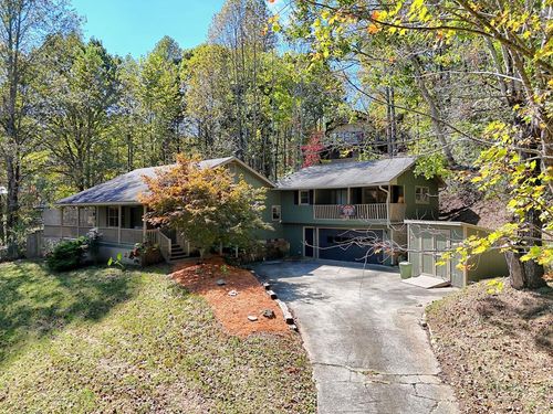 843 Mining Gap Ln, Young Harris, GA, 30582-2325 | Card Image