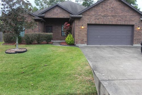 5118 Bayou Dr, Dickinson, TX, 77539-6561 | Card Image